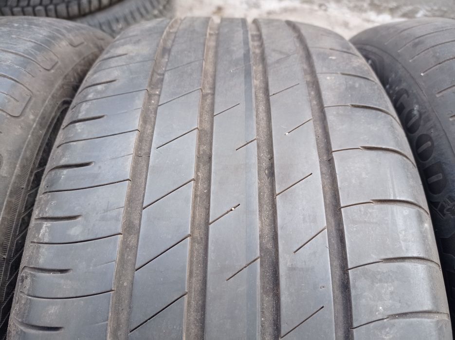 4бр 215/50 17 Goodyear Летни гуми -Внос от Австрия