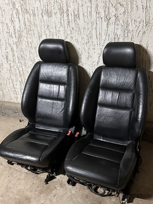 Продам сиденья G500 гелен W463