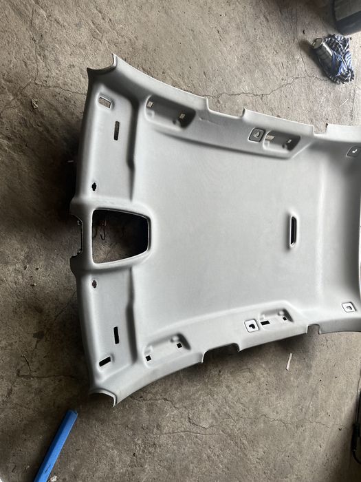 таван audi a4 b9