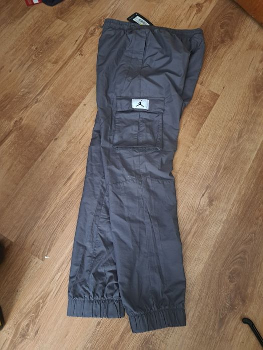 Pantaloni jordan originali