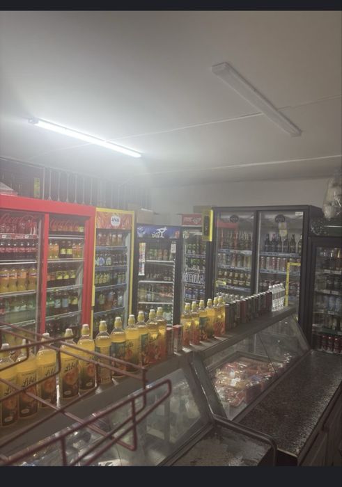 Сдаётся  магазин с товаром