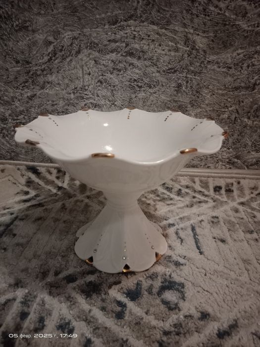 Фруктовница, фарфор