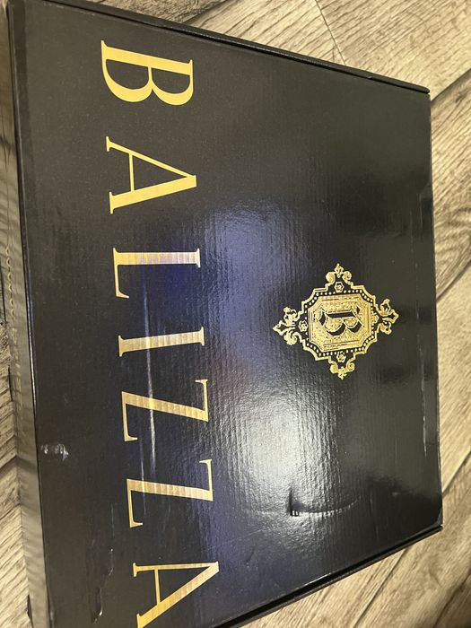 В наличии брендовое платье от Balizia