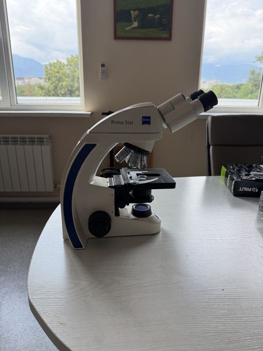 Carl Zeiss Primo Star