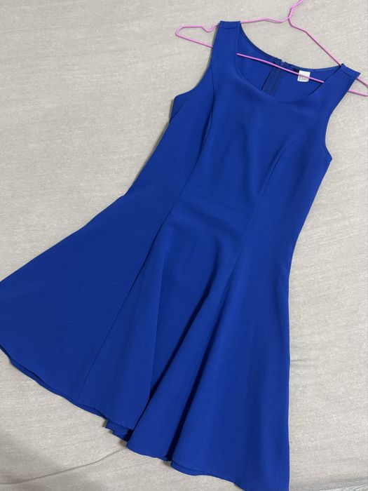 Дамски рокли XS и S - ZARA , H&M , Monkl