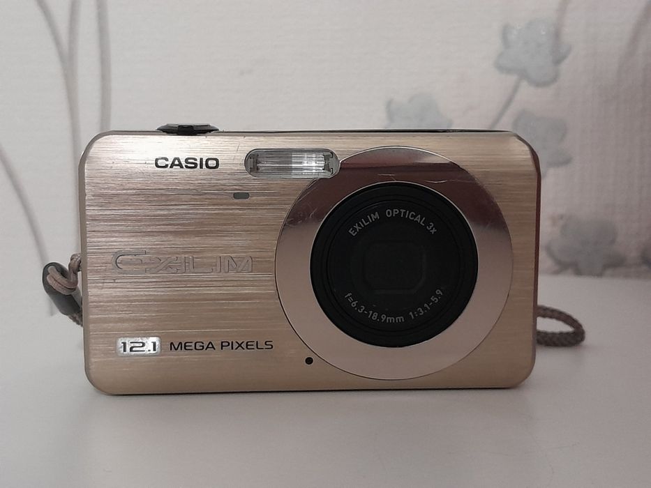Aparat foto digital Casio Ex Z 90