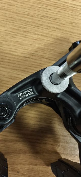 Комплект Шосейни спирачки Shimano Ultegra BR-R8000,Rear BR-R8100
