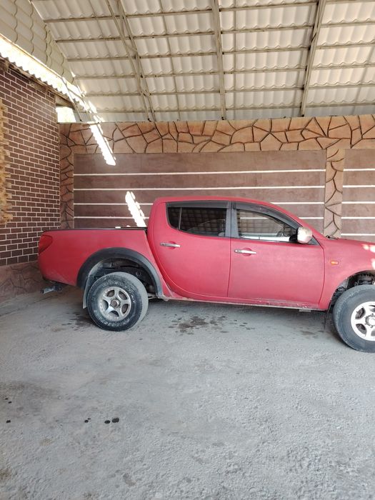 Продаётся митсубиси л200