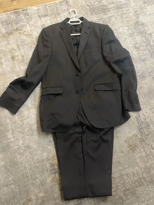 Costum barbati Giorgio Armani