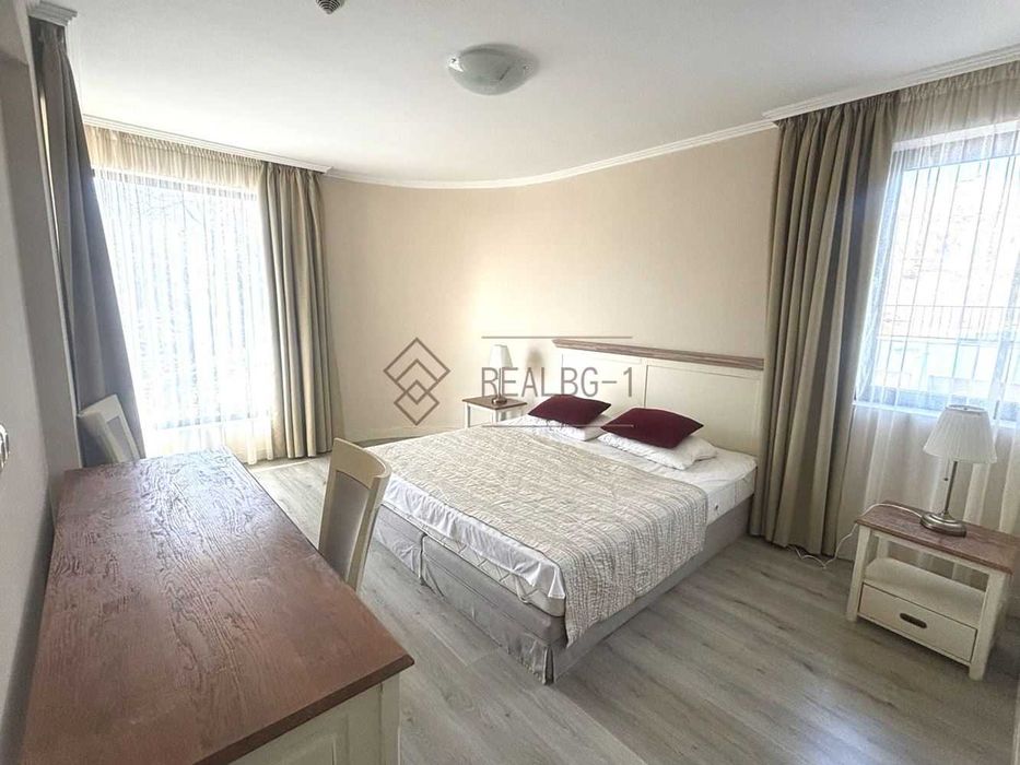 Продава се Тристаен апартамент в Балчик - 96 кв.м за 1055 €/кв.м - Снимка #4