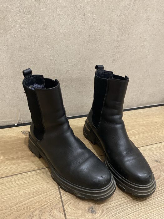 Продам зимние сапоги