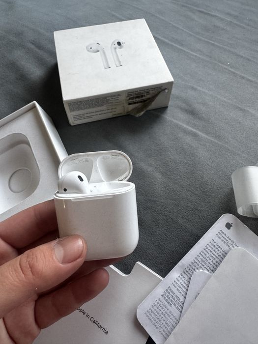 Airpods оригинал