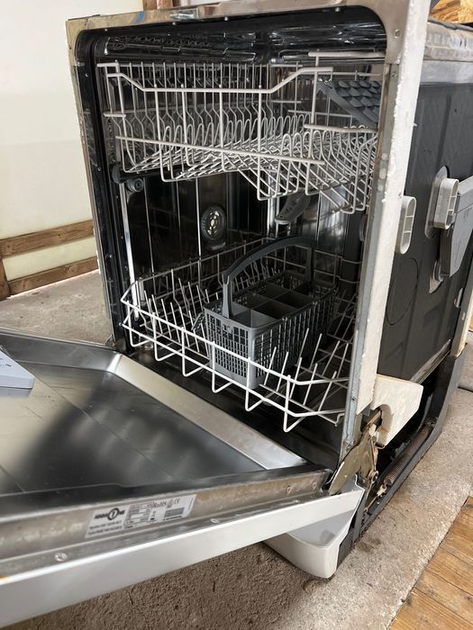 Reparatii masini de spălat automate si alte electrocasnice