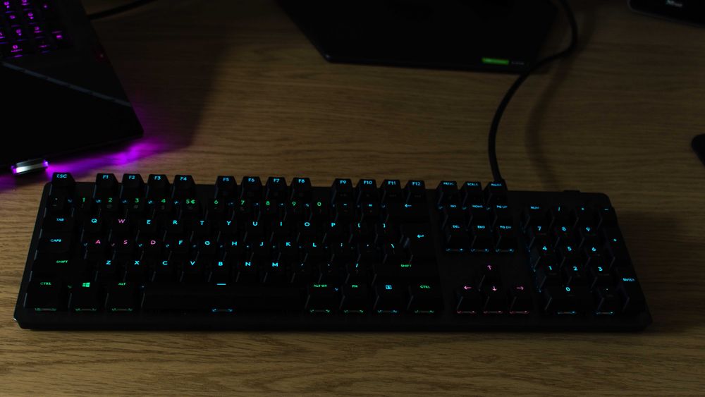 Tastatura mecanica gaming Logitech G512 RGB Lightsync, Negru Carbon