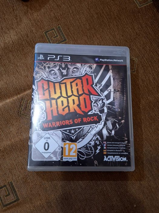 Игра за PS3 плюс подарък към нея Fifa