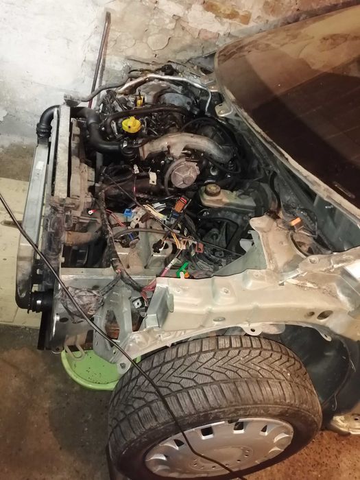 Турбо, стартер, гнп, генератор и още много  части за Рено Сценик