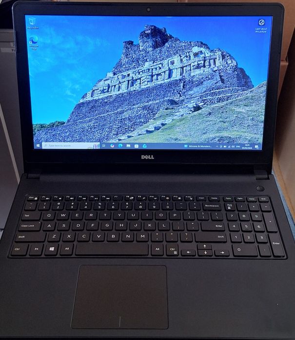 Лаптоп DELL Inspiron 5558