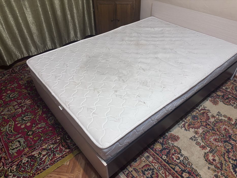 Продается кровать