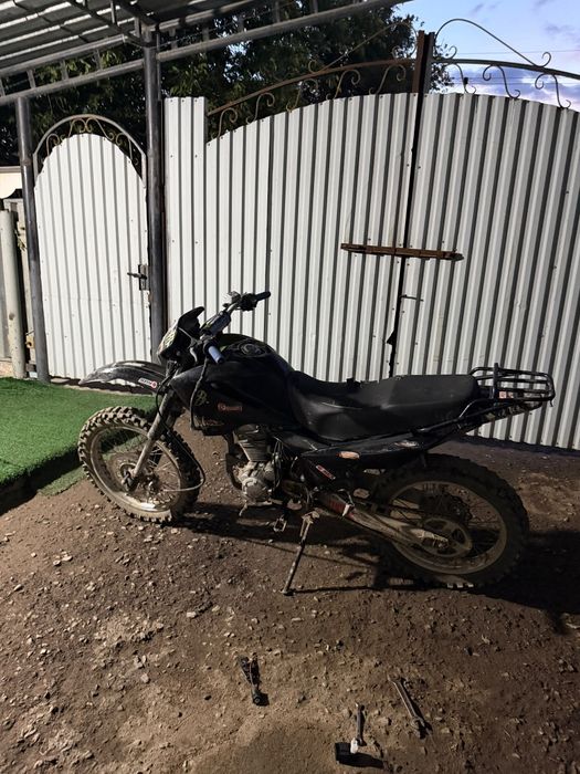 Продам мотоцикл рейсер 250куб