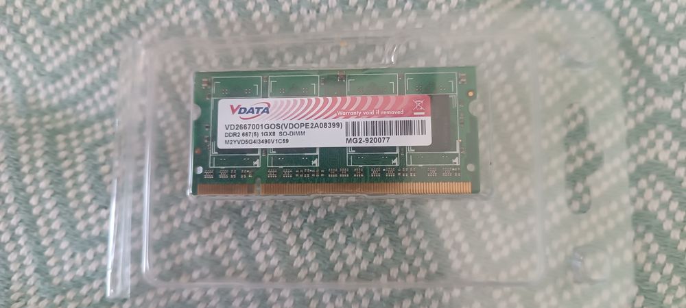 Продам оперативную память ддр 2 на 1 гб