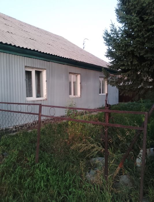 Срочно продам дом со всеми  удобствами