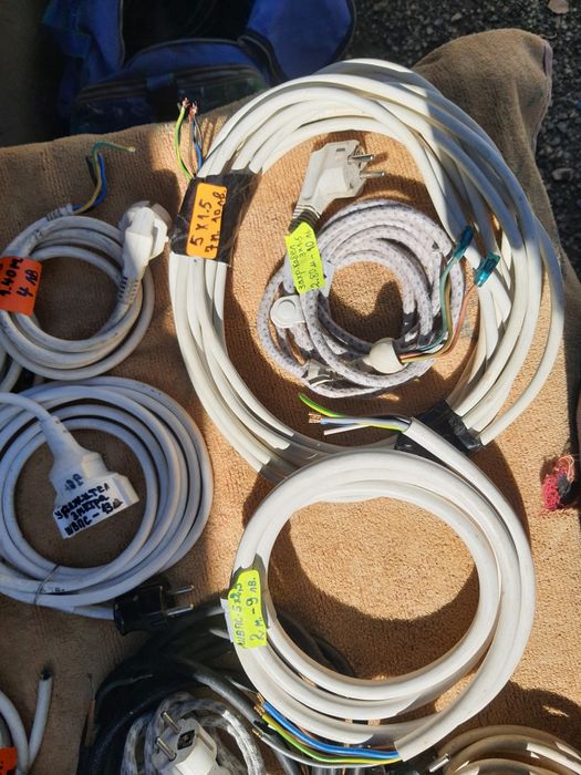 Кабели,проводници,удължители,разклонител