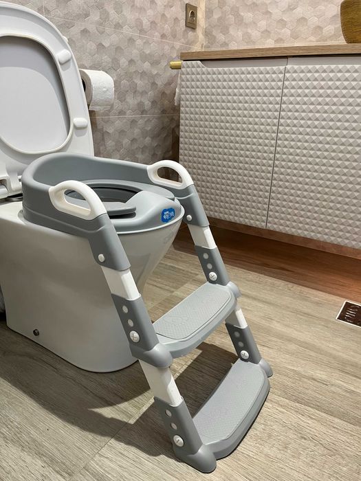 Scaun toaleta copii, scara usor de urcat si reglabila