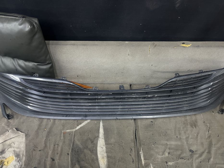 Решетка Тойота 70