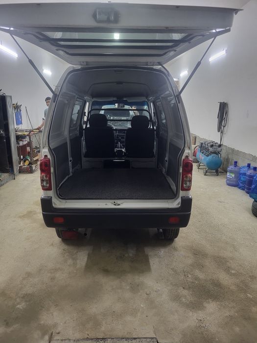 Chevralet Damas van