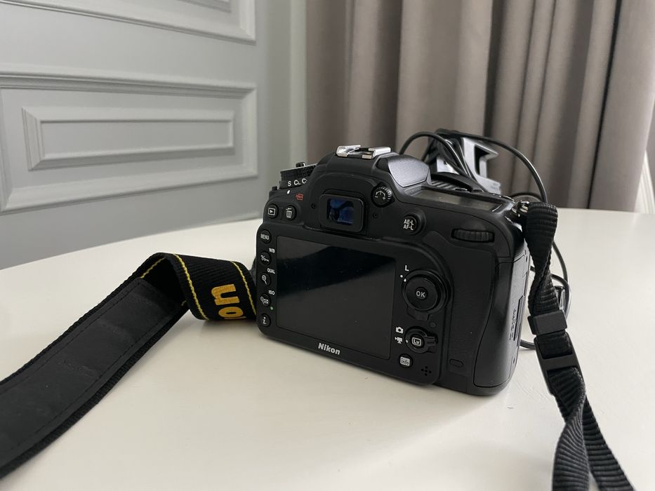 Nikon D7200, торг