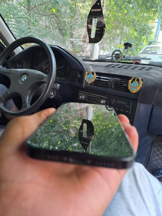 Айфон 15 сатылады