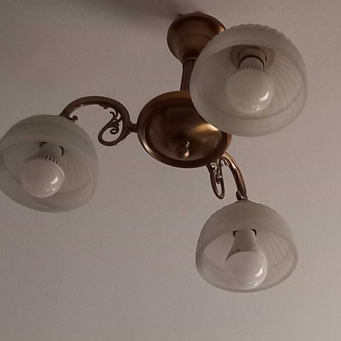 Купи полилей/абажур с 5% отстъпка до 31 октомври