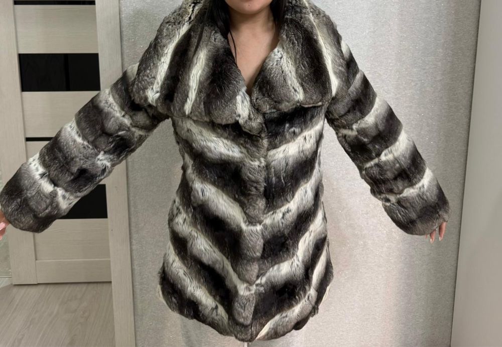 Продаю шубу из шиншиллы