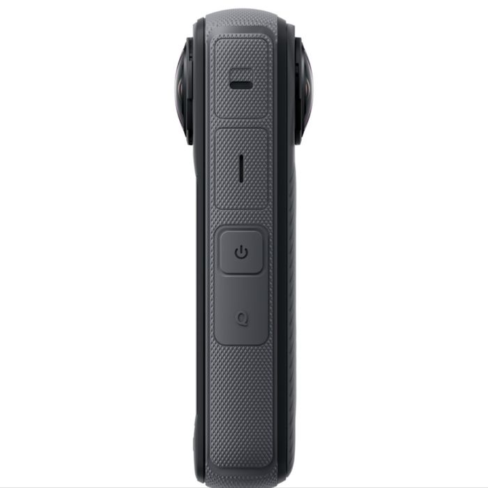 Продаю экшн камеру Insta 360 4