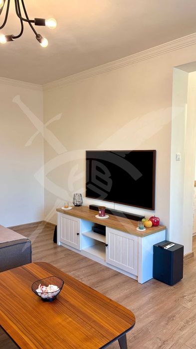 Продава се Тристаен апартамент в Пловдив, Каменица 1 - 110 кв.м за 3014 €/кв.м - Снимка #4