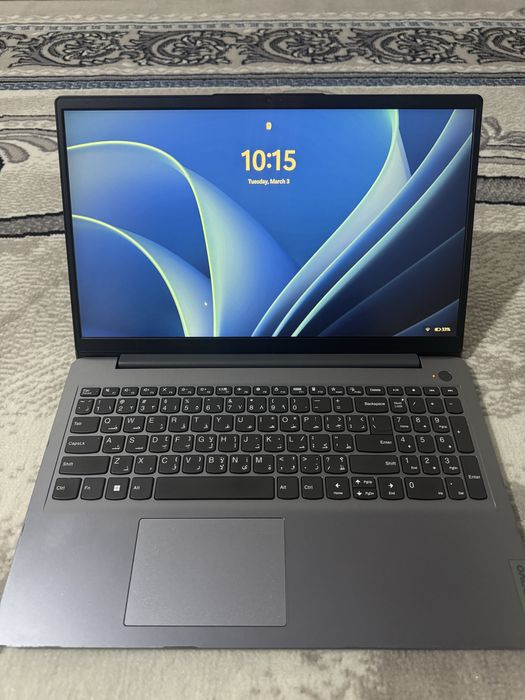 Lenovo idepad core i5 12gen 512/8