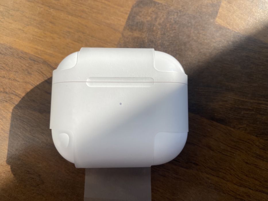 Airpods(3rd generation). 2 пары.