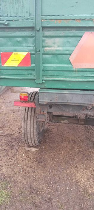 Vand remorca RM2 cu 2 cilindri basculabila