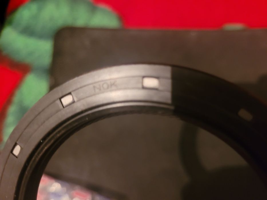 Сальник для тойота королла Е100 
4E FE сатамын