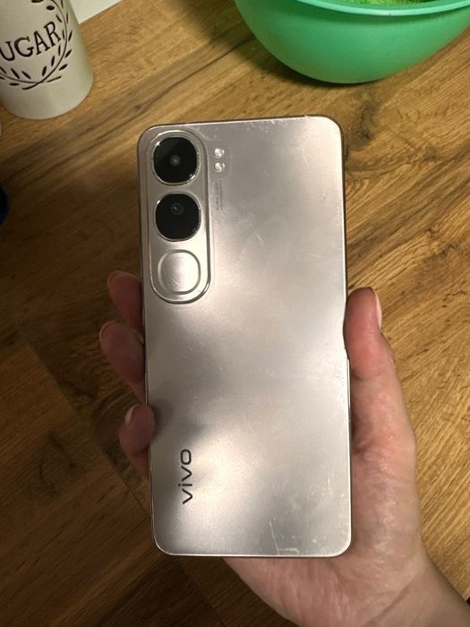 на продаже VIVO40 Lite