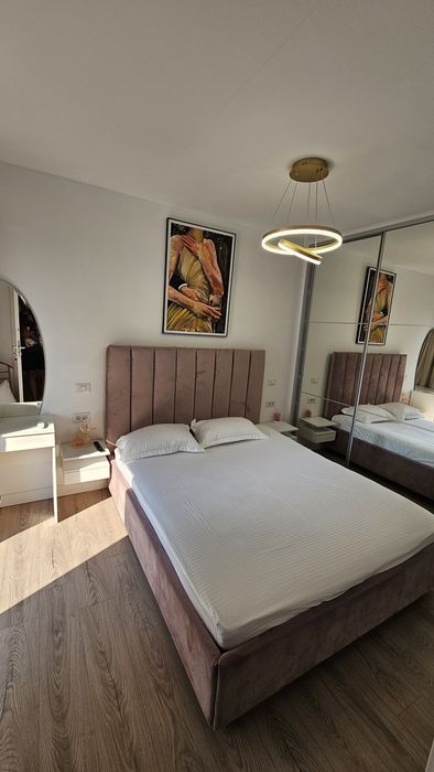 Studio 2 camere lux de inchiriat pe termen lung
