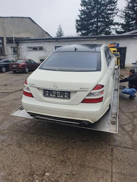 dezmembrez mercedes w221 s550 4 matic 2008