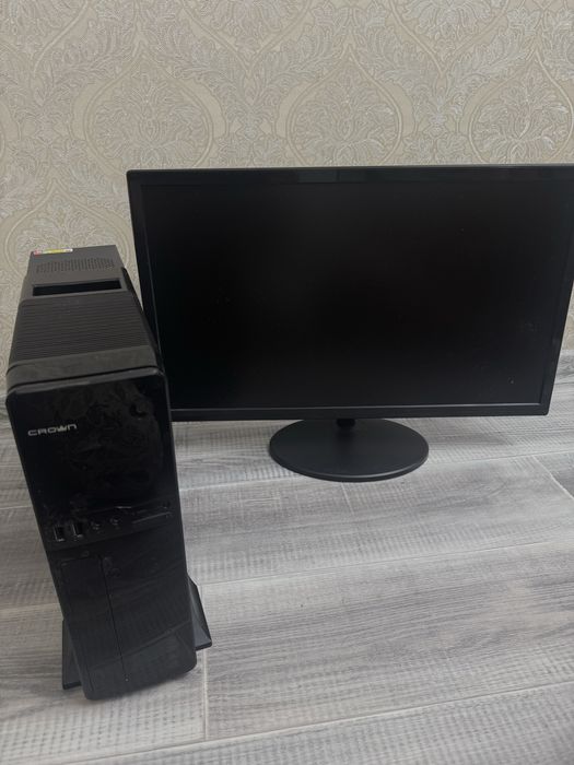 Офисный компьютер