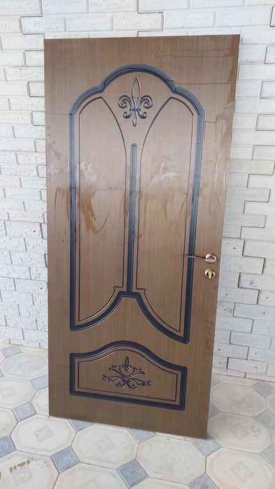 Двери межконатые