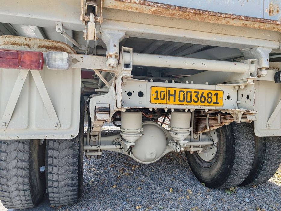 Zil Sotiladi 1992 Yil