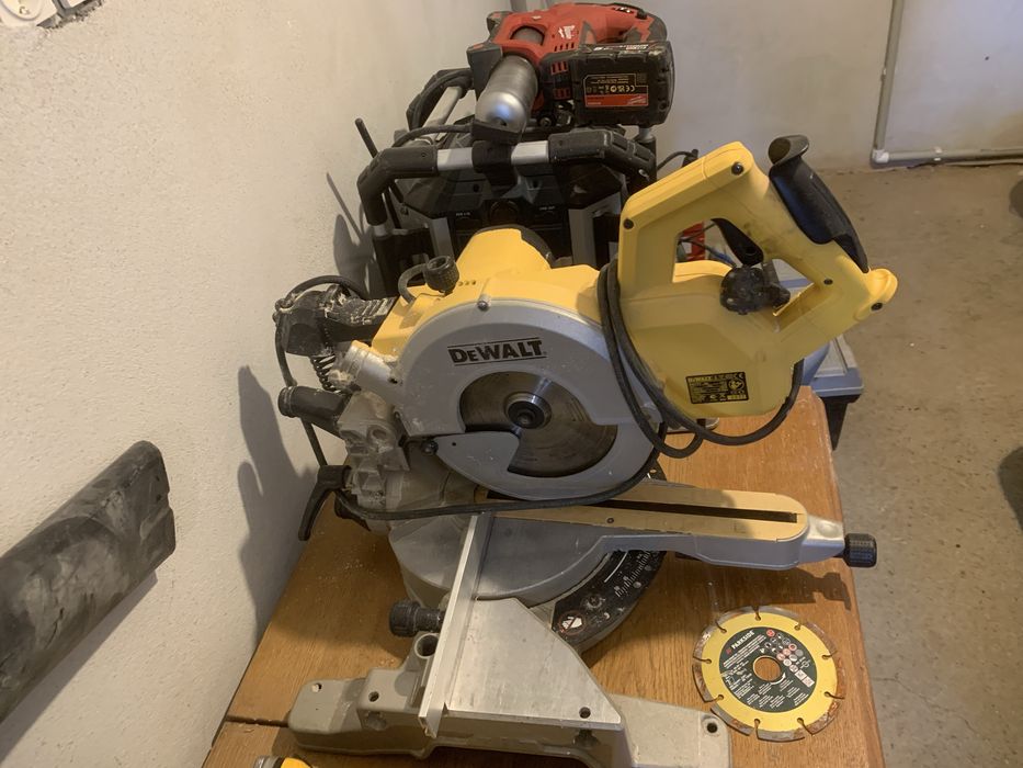 Circular de masa Dewalt