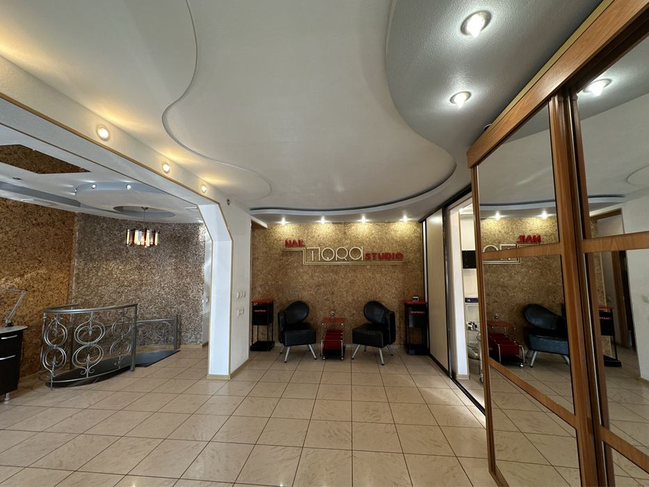 Продается салон красоты «Tiora»
