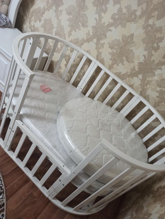 Продам манеж северянка белая