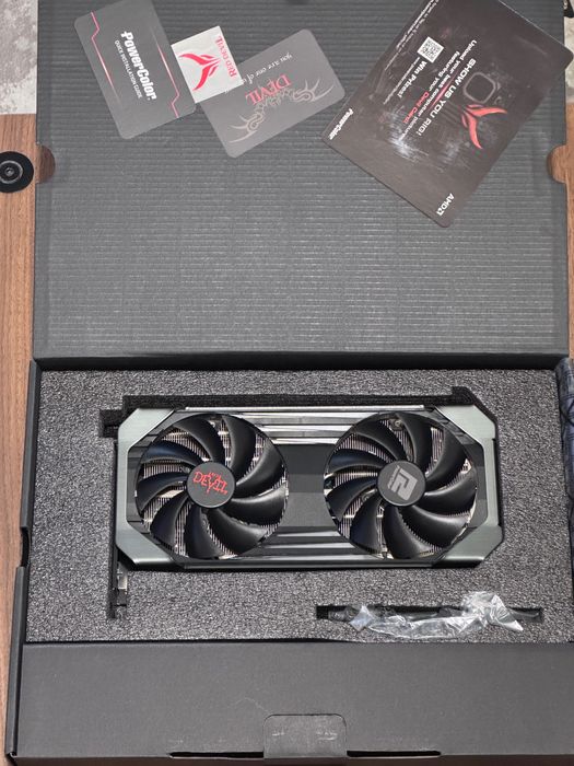 Vând componente PC – Placă video/Sursa/Monitor