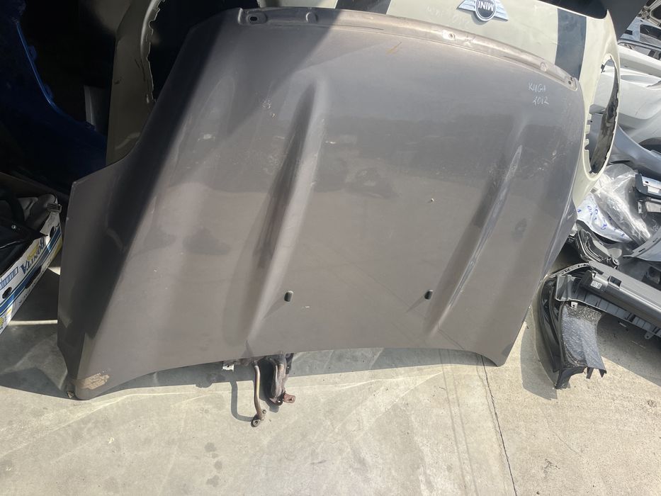 Капак Ford Kuga 2011г.